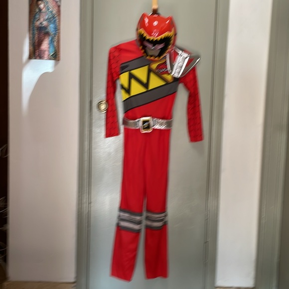 Red Ranger Dino Super Charge Classic Costume, Medium (7-8) New - Picture 9 of 17